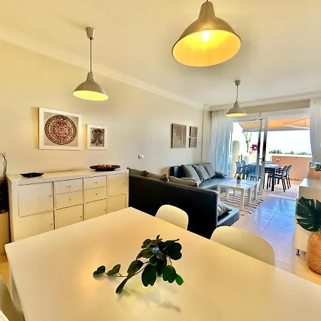 Vista Faro Poris de Abona