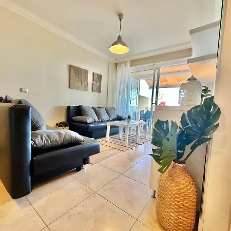 Vista Faro Poris de Abona