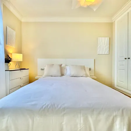 Vista Faro Poris de Abona